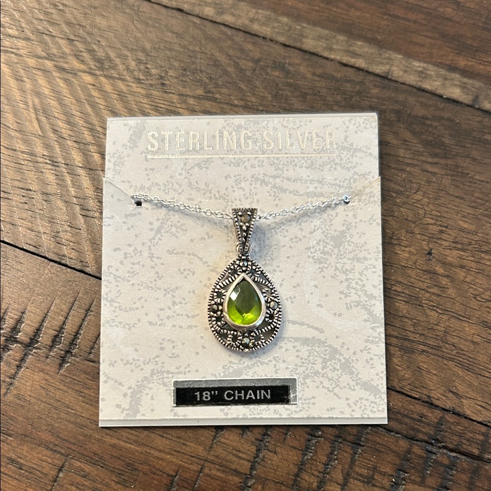 925 Sterling Silver Green Pendant Necklace